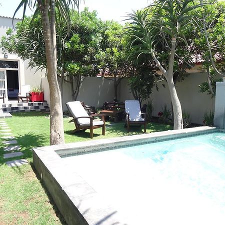 1932 House Bed And Breakfast วัลวิสเบย์ ภายนอก รูปภาพ