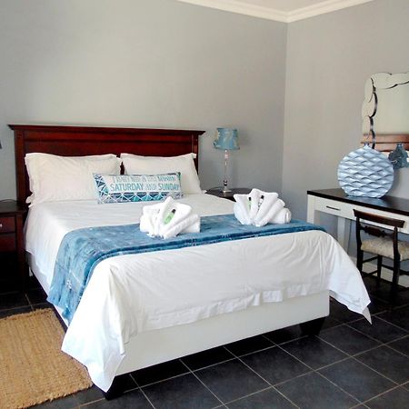 1932 House Bed And Breakfast วัลวิสเบย์ ภายนอก รูปภาพ
