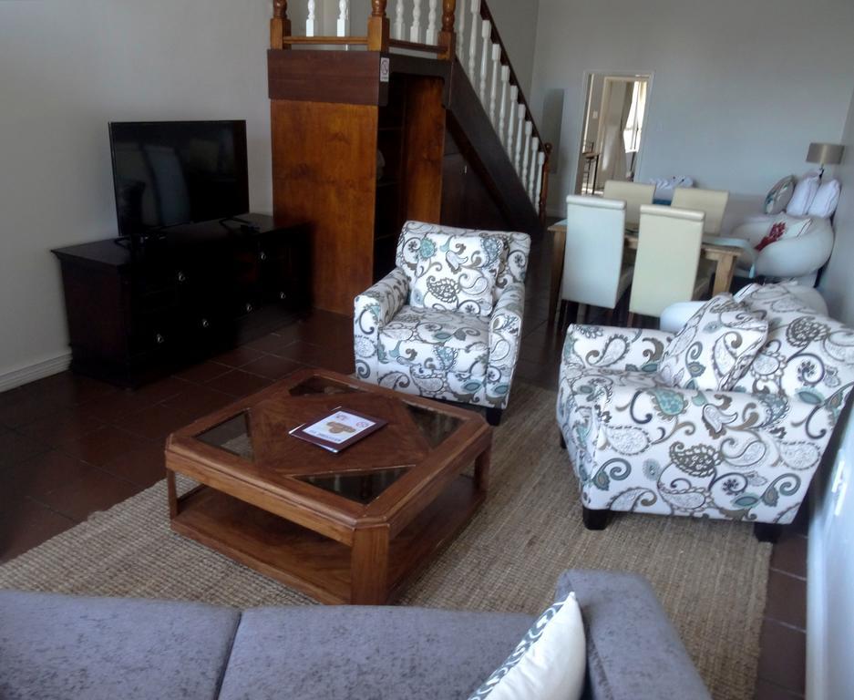 1932 House Bed And Breakfast วัลวิสเบย์ ภายนอก รูปภาพ